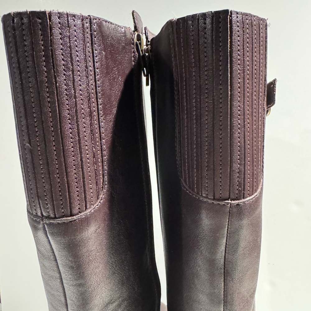 Ugg Beryl Leather Riding Boots - Picture 12 of 14
